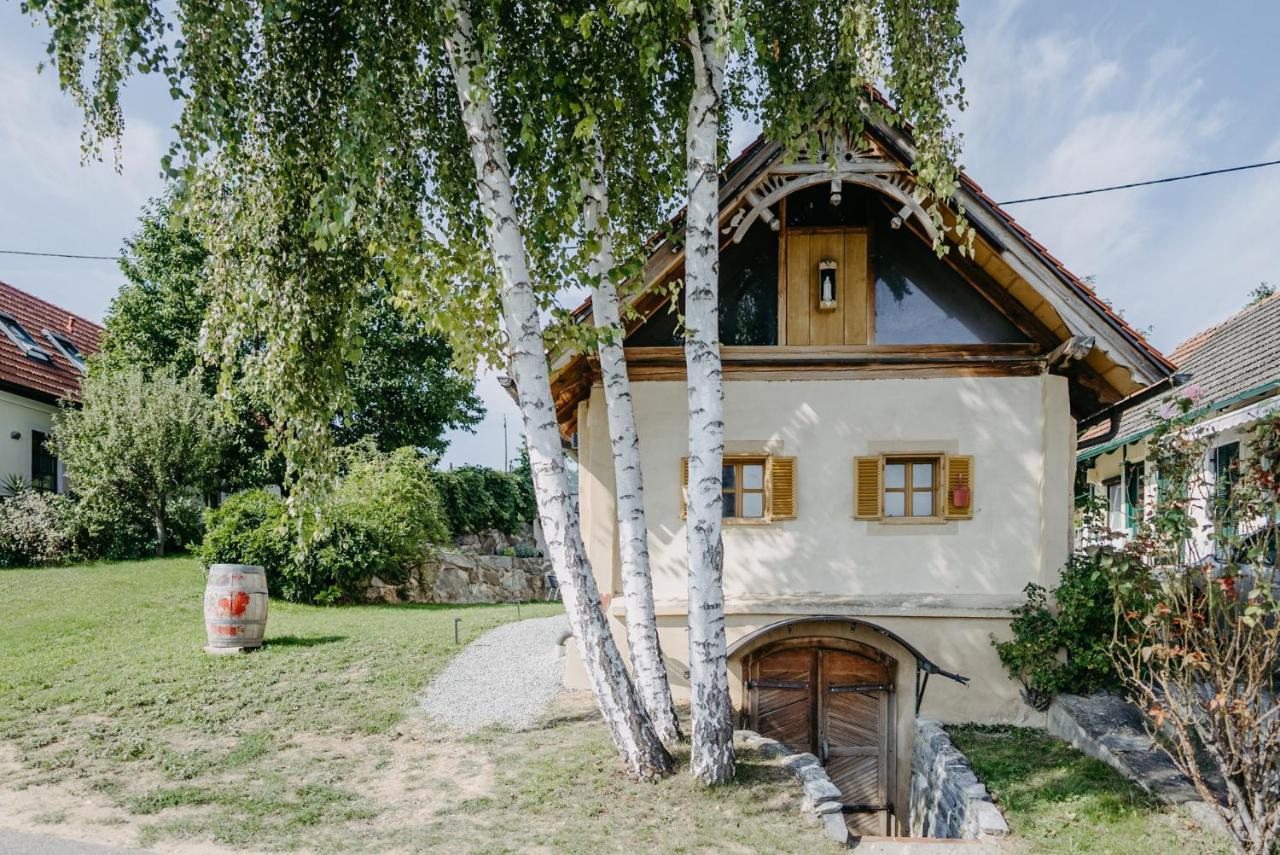 Wein Cottage Kellerstöckl Eisenberg an der Pinka Exterior foto