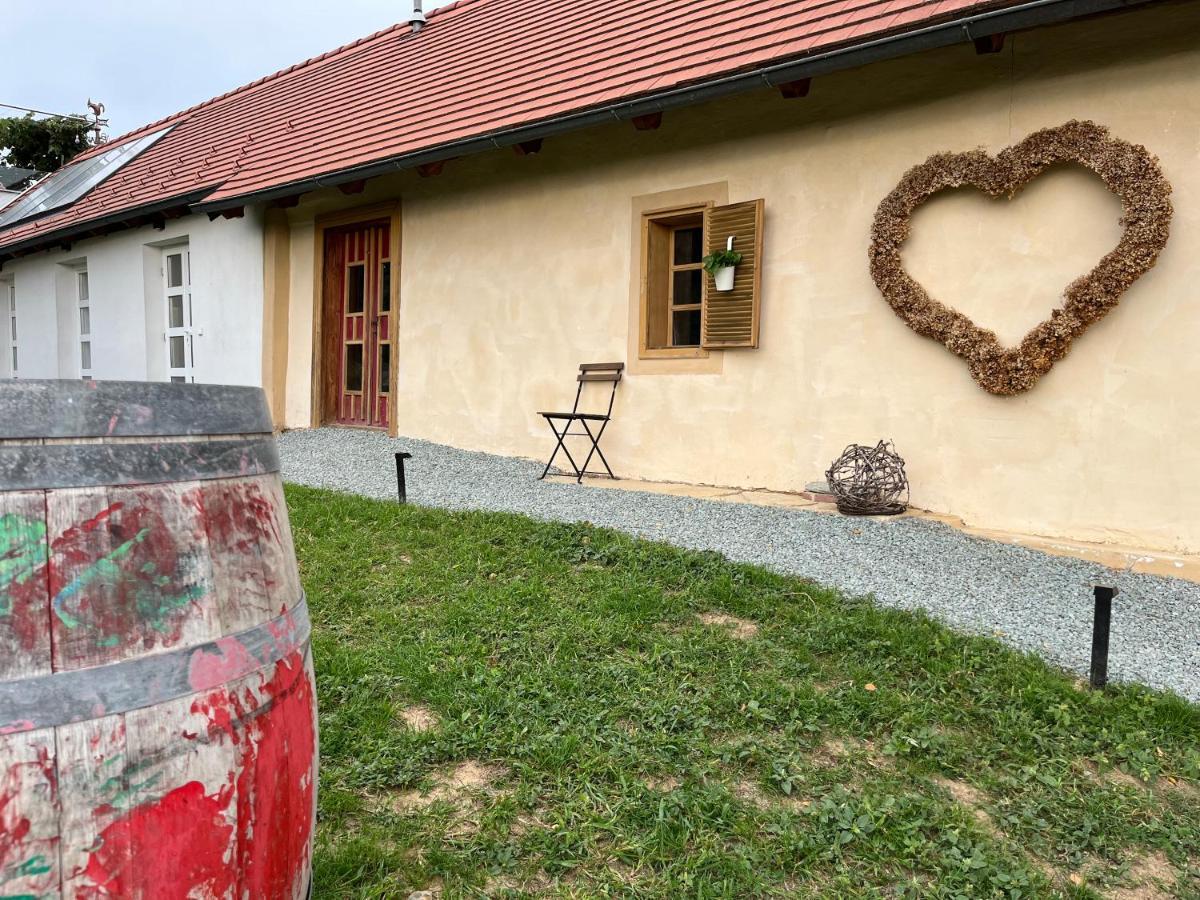Wein Cottage Kellerstöckl Eisenberg an der Pinka Exterior foto