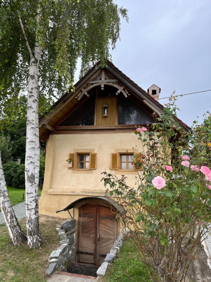 Wein Cottage Kellerstöckl Eisenberg an der Pinka Exterior foto